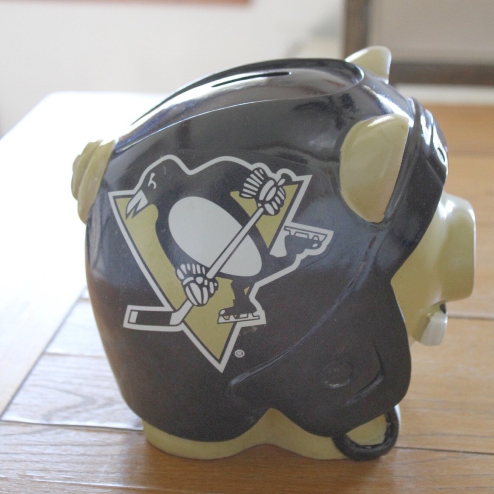Pittsburgh Penguins Hockey NHL Piggy Bank Preowned